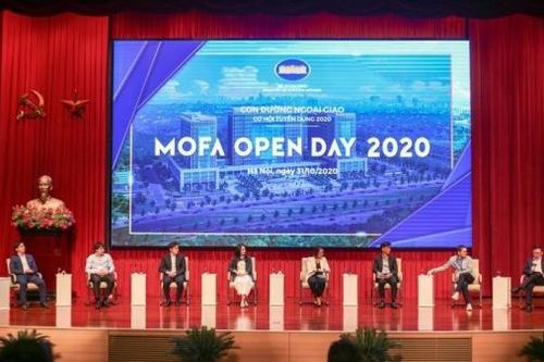 Danh sách thí sinh đủ điều kiện dự thi Tuyển dụng Công chức Bộ Ngoại giao năm 2020