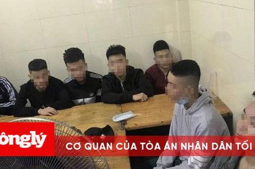 Tạm giữ hình sự 4 thanh niên cầm 'phóng lợn' đuổi chém nhau trên phố
