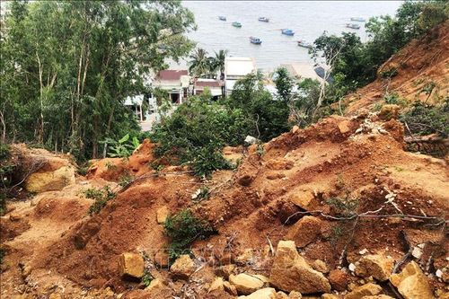 Bình Định: Xây dựng khu tái định cư cho hộ dân vùng sạt lở núi Gành