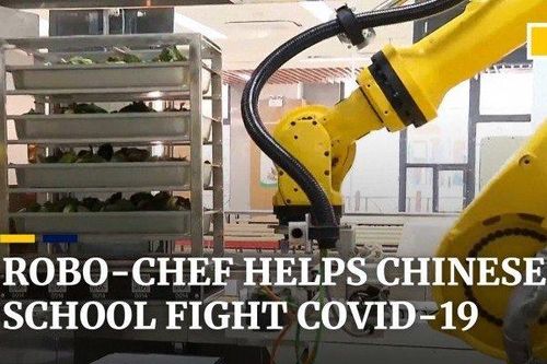 Clip: Cận cảnh robot chế biến 1.000 suất ăn trong 90 phút