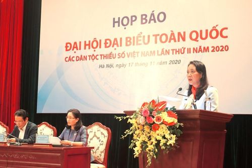 Các dân tộc phát huy nội lực cùng phát triển