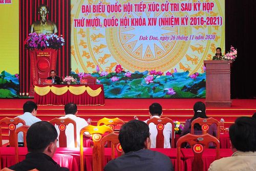 Đại biểu Quốc hội tỉnh Gia Lai tiếp xúc cử tri huyện Kông Chro và Đak Đoa