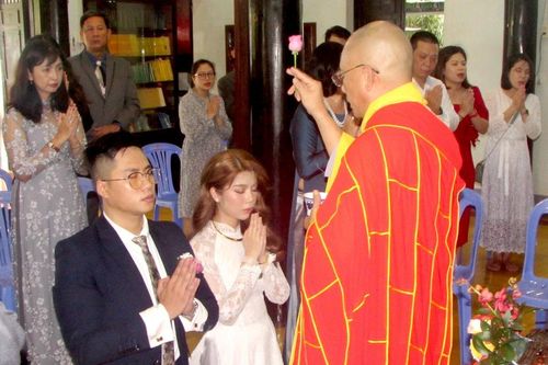 Chùa Kỳ Viên Trung Nghĩa tổ chức lễ hằng thuận cho Phật tử
