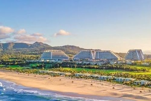 Giải mã kiến trúc độc đáo của FLC Grand Hotel Quy Nhon, khách sạn quy mô hàng đầu Việt Nam