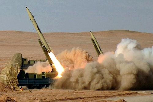 Hàng chục tên lửa đạn đạo Iran 'lên nòng', liệu vụ tấn công Israel có xảy ra?