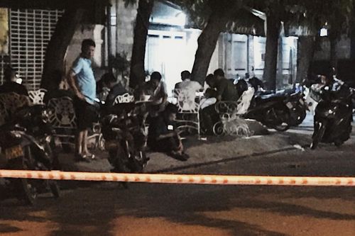 Cảnh sát phong tỏa nơi phát hiện thi thể người trong vali
