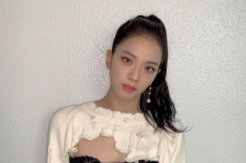 Jisoo và dàn sao Hàn thích đeo trang sức ngọc trai