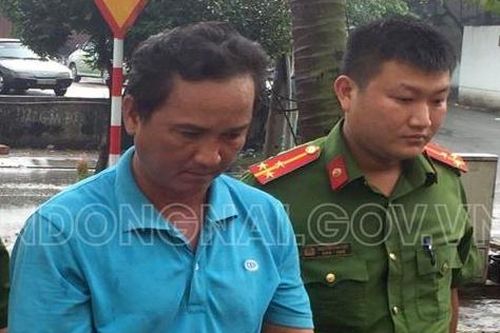 Khởi tố tài xế lái xe ben tông ôtô CSGT