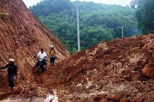 Nguy cơ cao lũ quét, sạt lở đất từ Quảng Bình đến Khánh Hòa