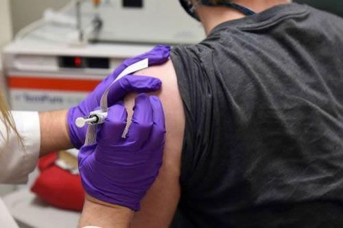 Liệu Nhật Bản có thể làm cầu nối phân bổ vaccine ngừa Covid-19?