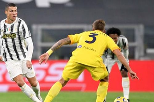 Ronaldo quá tải được Juventus cho 'ngồi chơi xơi nước'
