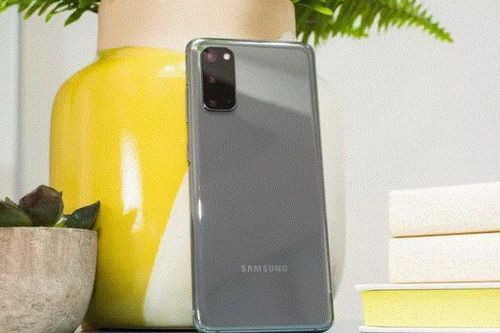 Samsung Electronics thu hẹp khoảng cách với Apple về smartphone