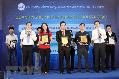 TP.HCM: Trao giải 3 Dự án Đổi mới sáng tạo ứng dụng trí tuệ nhân tạo