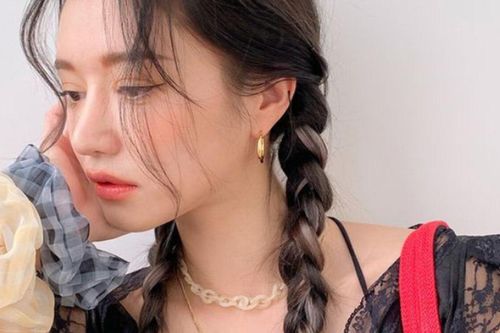 Làm thế nào để lông mi mọc dài rợp bóng trong một tháng?