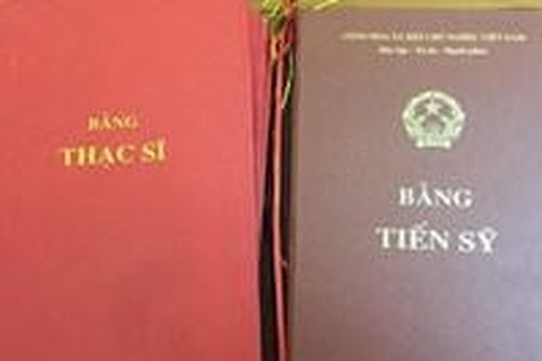 Tiến sĩ cần thực học
