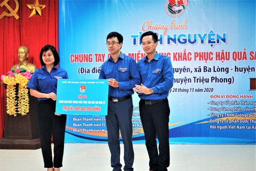 Hỗ trợ sinh kế cho người dân vùng bị ngập lụt