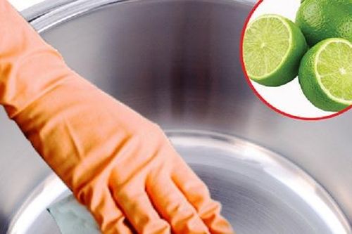 Xoong nồi cháy đen đóng dày cả tảng cũng sáng bóng trở lại chỉ bằng vỏ định vứt đi của thứ quả này