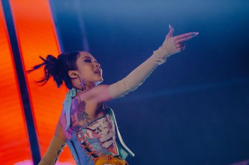 Đêm nhạc 'Hội Đồng Hội': Rapper Suboi biểu diễn 'vơ-đét' hoành tráng, tạo hình cực bắt mắt