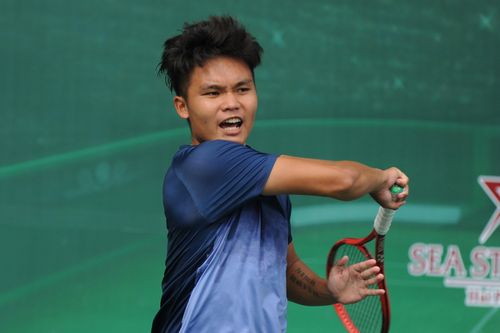 Hoàng Nam thua Linh Giang ở chung kết VTF Masters 500