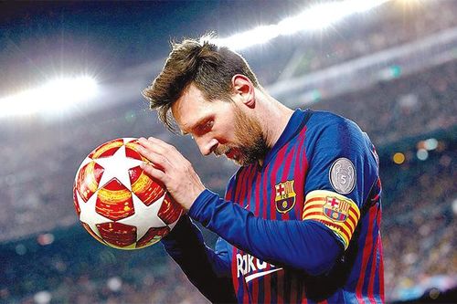 Messi và trò chơi quyền lực