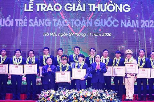 Trao Giải thưởng 'Tuổi trẻ sáng tạo' cho 37 công trình thanh niên