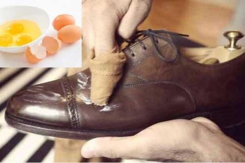 Mẹo hay giúp khắc phục khi giày da bị bong tróc