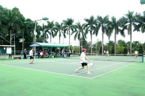 Trên 100 vận động viên tham gia Giải thể thao cụm thi đua