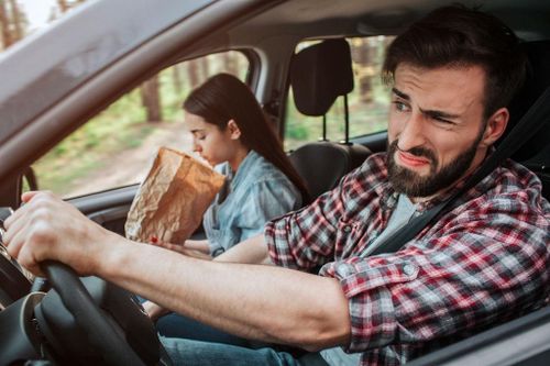 Lái xe thế nào để hành khách không bị say xe?