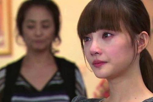 Tháng nào cũng đưa mẹ chồng 10 triệu nhưng lại không được quý bằng dâu thứ chẳng có đồng nào, lý do được mẹ chồng đưa ra mới bất ngờ