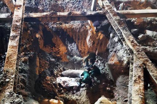 Hủy nổ an toàn quả bom còn sót lại từ thời chiến tranh ở phố Cửa Bắc
