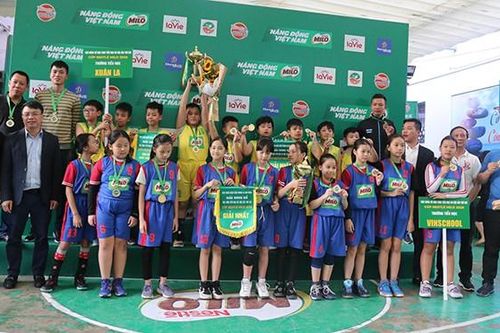 Giải bóng rổ học sinh tiểu học tìm ra nhà vô địch