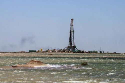 Sản lượng dầu của Iran tại các mỏ chung với Iraq tăng 460% trong vòng 7 năm
