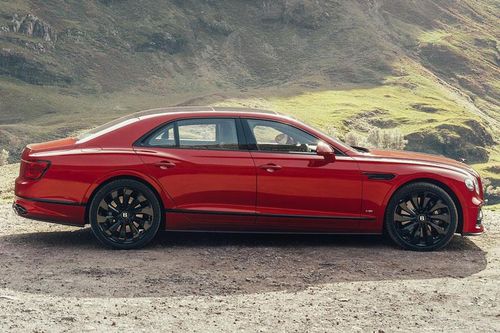 Chi tiết siêu xe Bentley Flying Spur V8 2021: Công suất 542 mã lực, giá hơn 4,6 tỷ