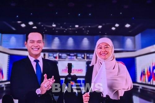 Trao cờ Chủ tịch Hội đồng Doanh nhân trẻ ASEAN 2021