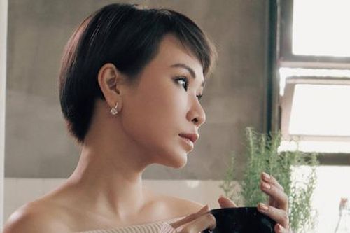 Uyên Linh kể chuyện tình yêu bị ngăn cách
