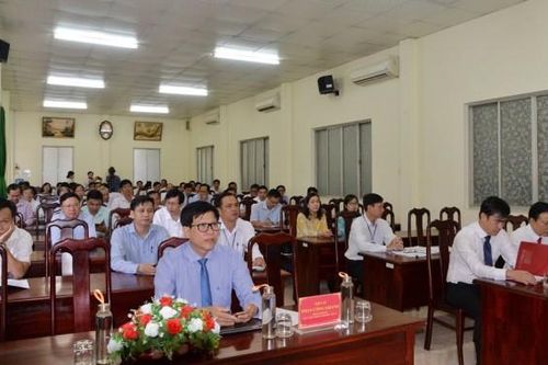 Bồi dưỡng, cập nhật kiến thức cho cán bộ lãnh đạo, quản lý