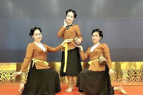 Người 'giữ lửa' cho nghệ thuật dân gian