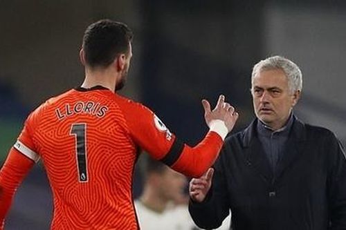 Tottenham 'không vui' nhưng Mourinho hài lòng