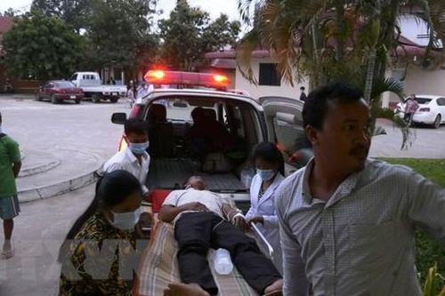 Ngộ độc rượu tại Campuchia, hơn 100 người nhập viện