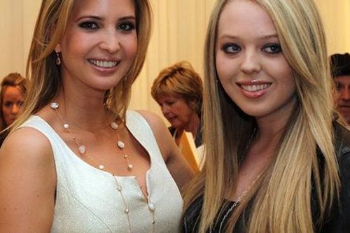 Tài sắc vẹn toàn nhưng 2 ái nữ nhà Tổng thống Donald Trump cũng có lúc bị bị từ chối tham dự dạ tiệc của giới siêu giàu