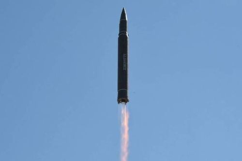 Houthi phóng tên lửa giết chết một số chỉ huy của Saudi Arabia