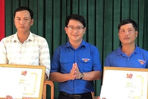 Bình Định: Tuyên dương 2 thanh niên dũng cảm cứu người