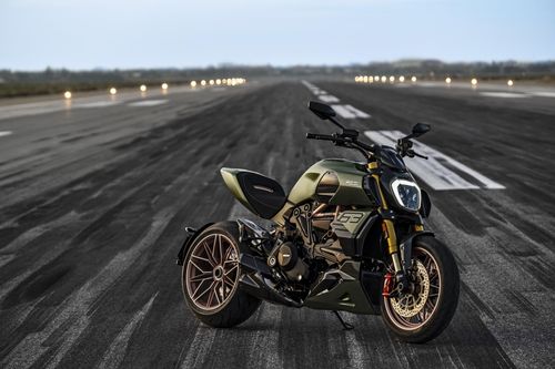 Teaser giới thiệu Ducati Diavel 1260 Lamborghini