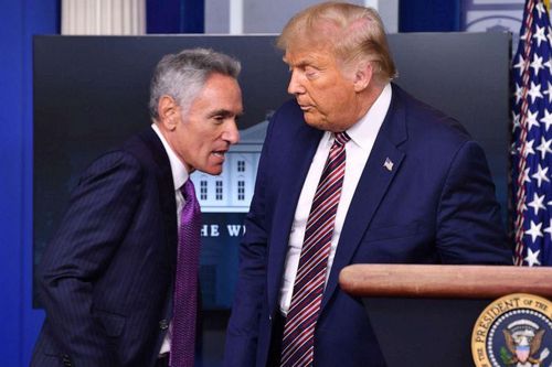 Cố vấn chống dịch Covid-19 của Tổng thống Trump từ chức