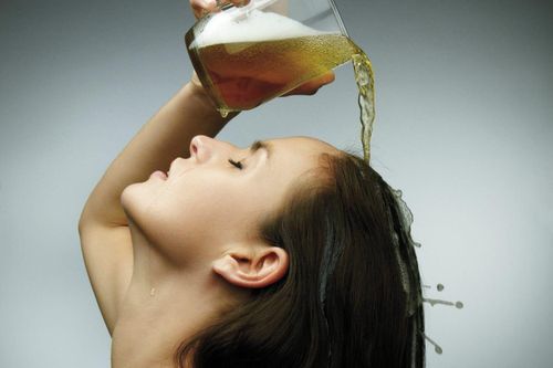 Lợi ích làm đẹp của bia