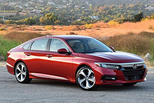 Giá xe ô tô hôm nay 1/12: Honda Accord có giá cao nhất 1.329 triệu đồng