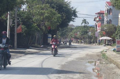 Dự án nâng cấp, mở rộng Tỉnh lộ 428 đoạn qua huyện Ứng Hòa: Gỡ vướng để thúc tiến độ