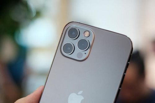 Tương lai iPhone 13 sẽ sở hữu camera 'siêu zoom'?
