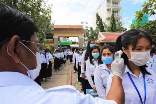 Campuchia đóng cửa trường học tư vì có ca mắc Covid-19 trong cộng đồng