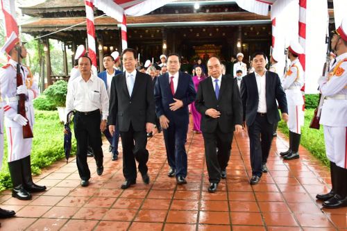Lãnh đạo Đảng, Nhà nước dâng hương tưởng niệm Đại tướng Lê Đức Anh